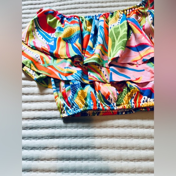 Off the shoulder crop top by Sugarlips - Picture 9 of 9